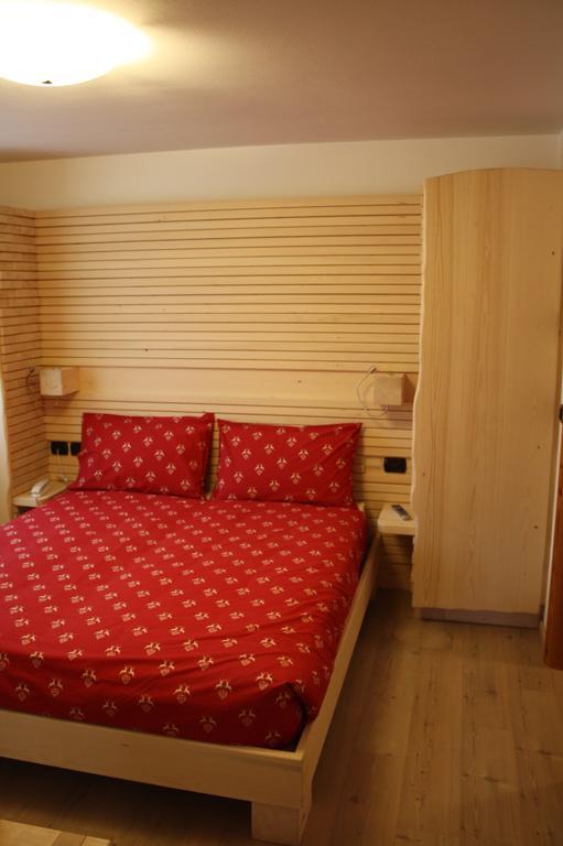 Agriturismo Pianrestel Cavalese Quarto foto